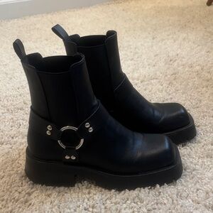 Black moto/combat boots with lug sole